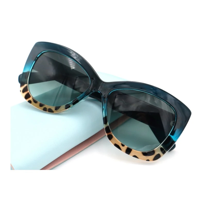 8 Big Eyes Plastick Women Fashional Sunglasses 490187 8 Big Eyes Plastick Women Fashional Sunglasses 490187